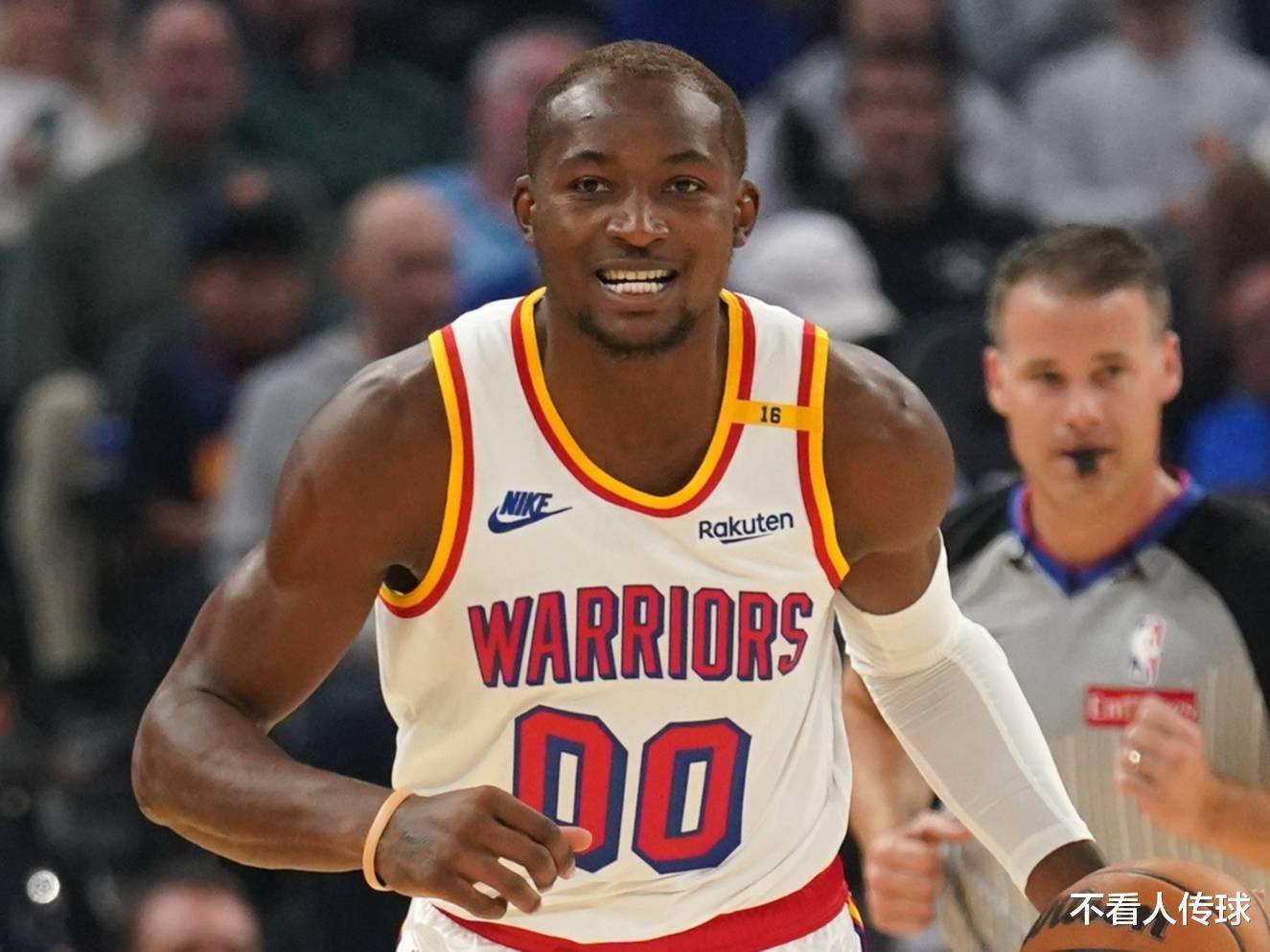 包含NBA季后赛赛后再迎强敌；犹他爵士扳平良机；主帅态度——目标明确；训练强度明显提升的词条