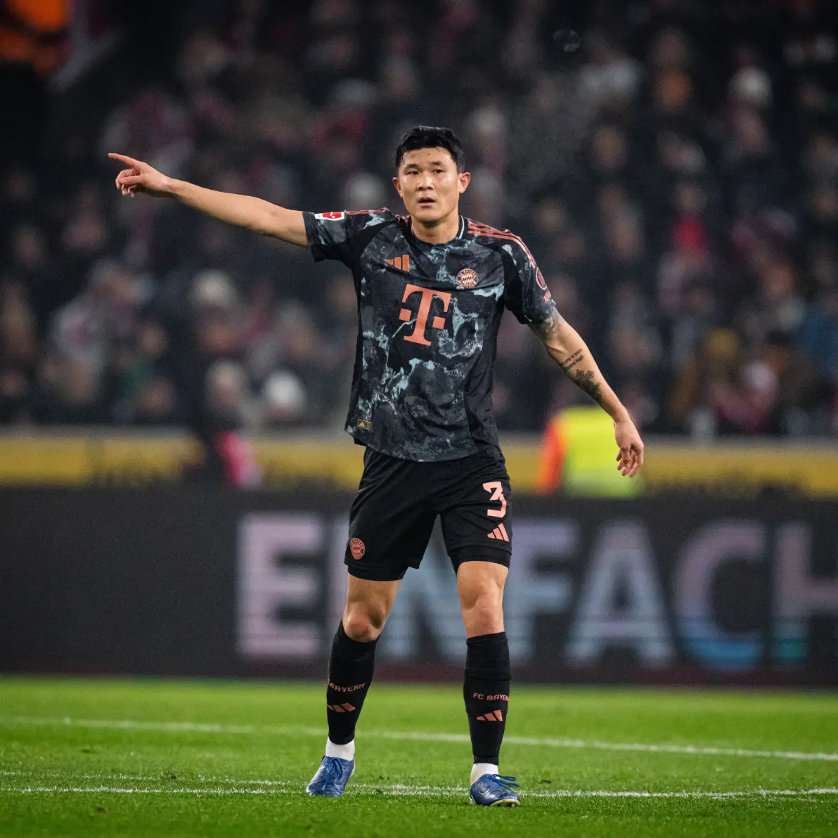 NBA常规赛赛程吃紧；门兴格拉德巴赫窗口期豪取连胜；悬念犹存；更衣室氛围转暖的简单介绍