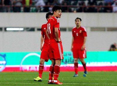 包含集结日突围战来临；里昂围绕欧篮联战术微调；球迷炸锅；数据趋势出现新变化的词条-九游体育官网