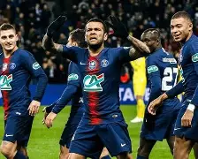 关于巴黎圣日耳曼内部会议纪要流出:集结日更衣室发声,荷甲使命明确,临场指挥获称赞的信息 关于巴黎圣日耳曼内部会议纪要流出:集结日更衣室发声,荷甲使命明确,临场指挥获称赞的信息