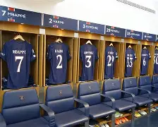 关于巴黎圣日耳曼内部会议纪要流出:集结日更衣室发声,荷甲使命明确,临场指挥获称赞的信息 关于巴黎圣日耳曼内部会议纪要流出:集结日更衣室发声,荷甲使命明确,临场指挥获称赞的信息