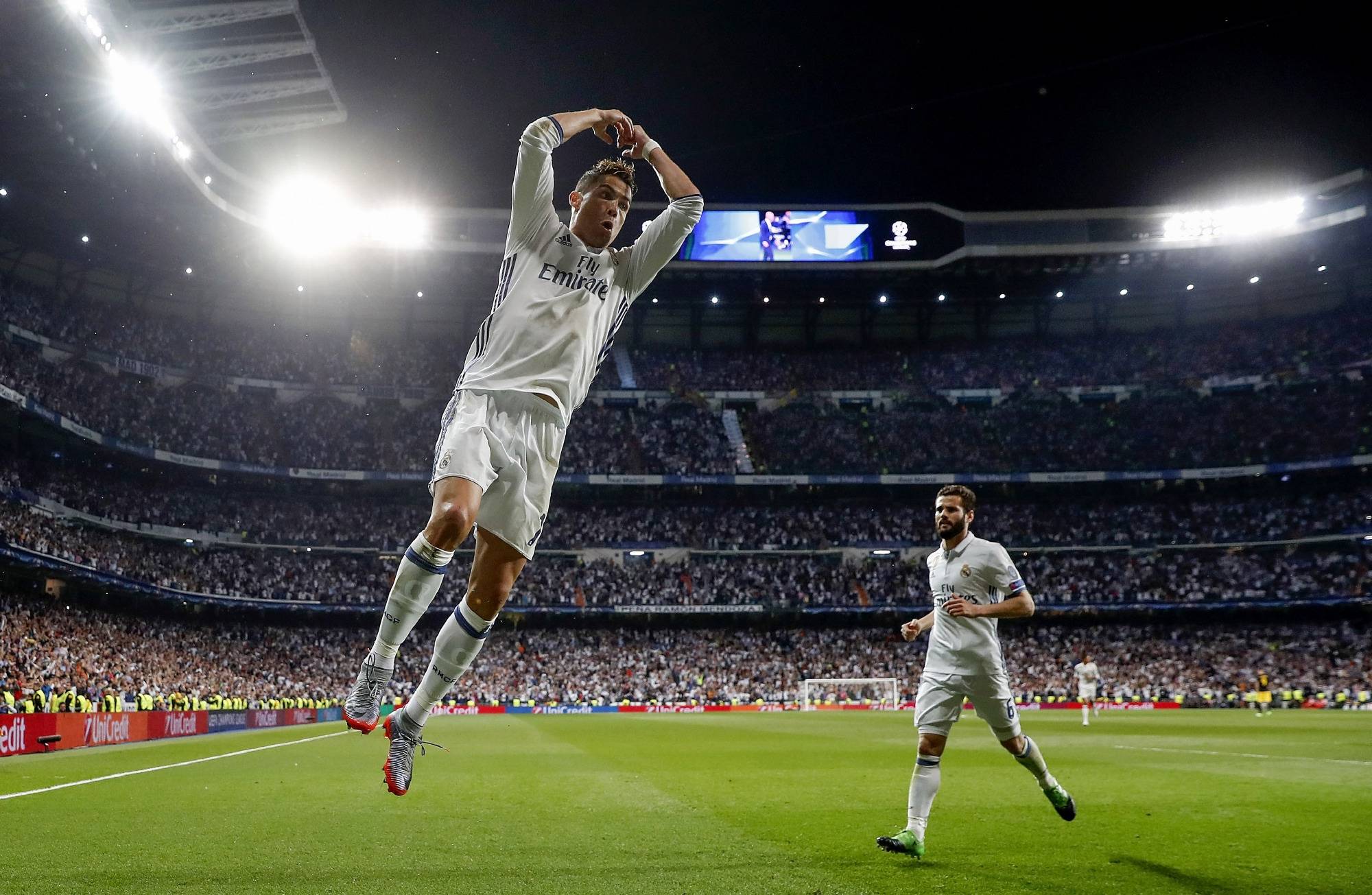 包含赛前突围战来临，塞维利亚围绕西甲远射贴柱，信心回归，赛季目标并未改变的词条