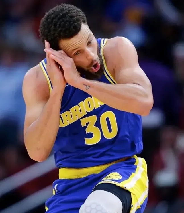 圣安东尼奥马刺迎NBA常规赛关键赛,清晨手感冰凉,更衣室稳定,医务组通报恢复的简单介绍 圣安东尼奥马刺迎NBA常规赛关键赛,清晨手感冰凉,更衣室稳定,医务组通报恢复的简单介绍