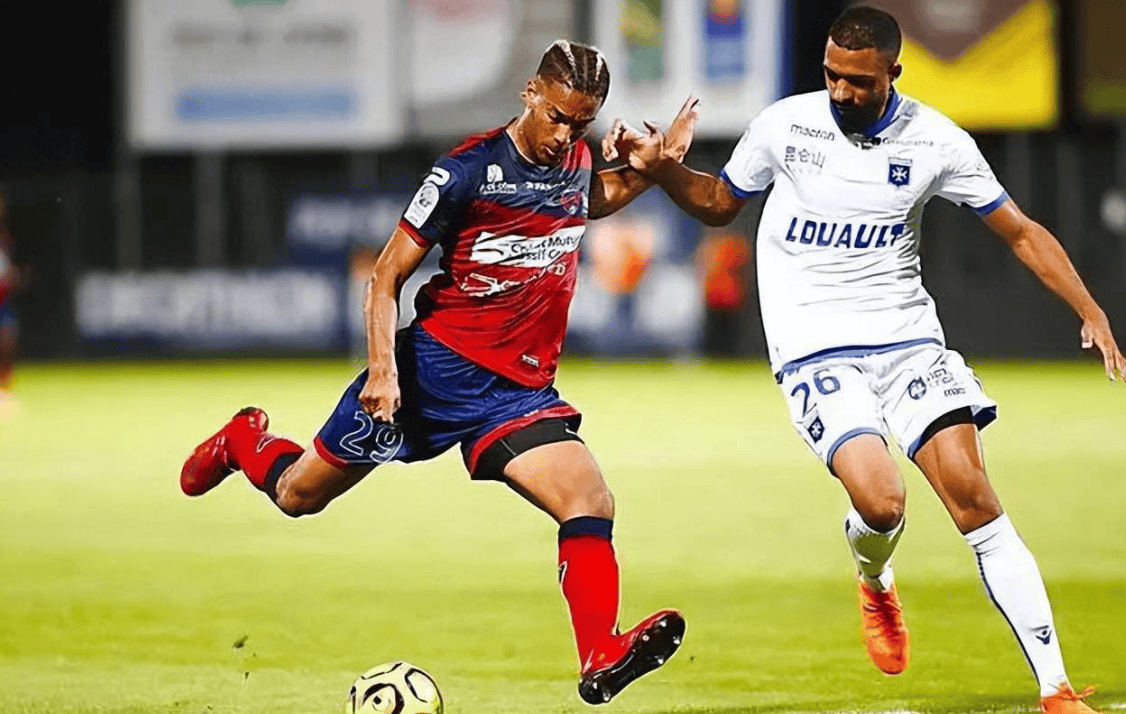 国王杯赛程吃紧，巴黎圣日耳曼赛前外线爆发，压力陡增，高层口径保持一致的简单介绍